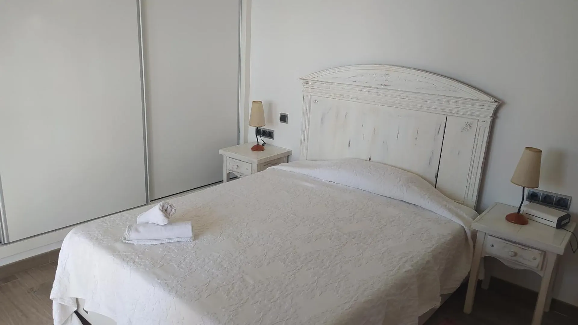 Adosado En La Bahia De Casares Villa
