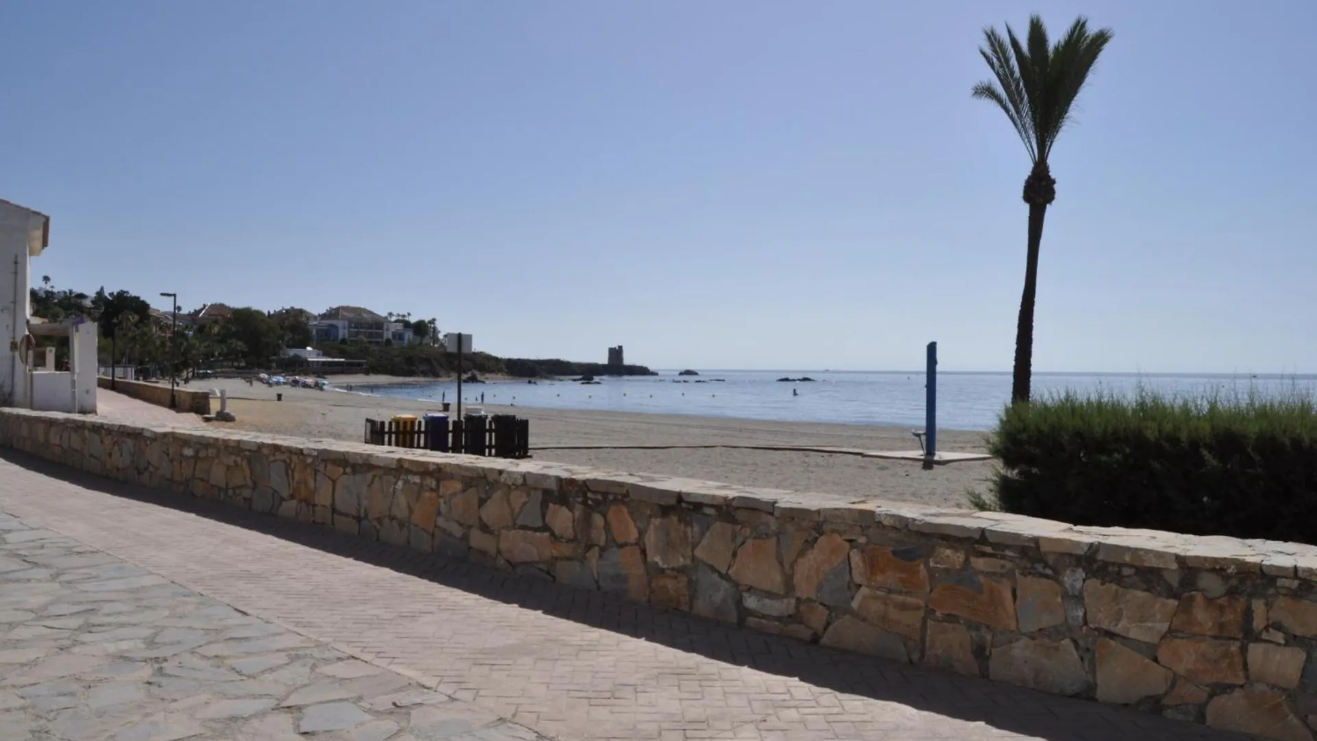 Semesterbostad Adosado En La Bahia De Casares Villa